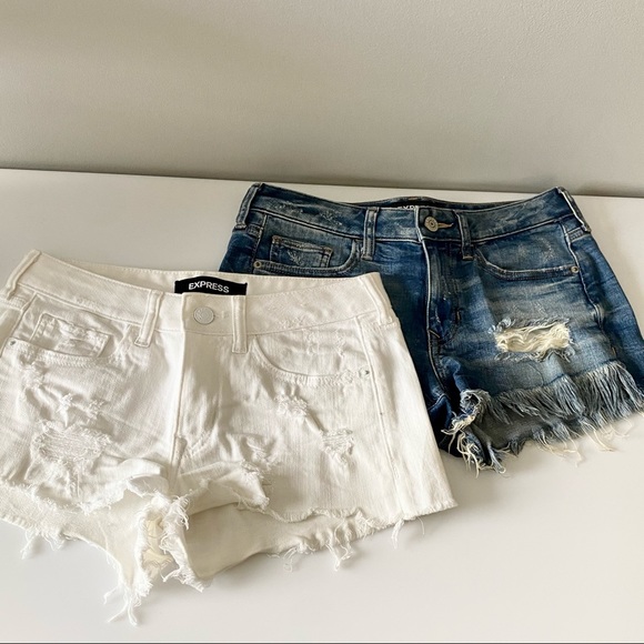 Express Stretch Shortie Low Rise Shorts 